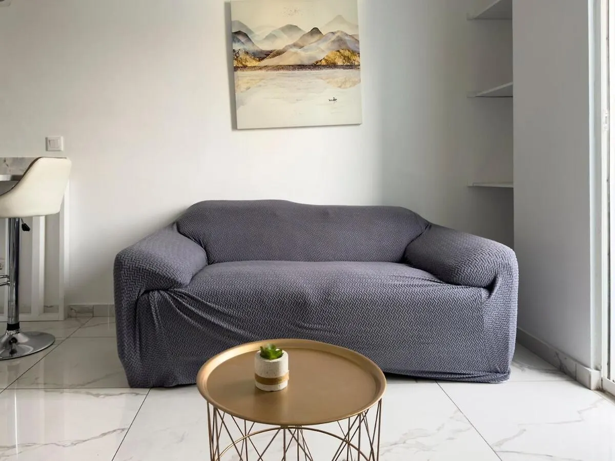City Center 1-Bdr Apt In Palmarejo - Lcgr Praia Lägenhet
